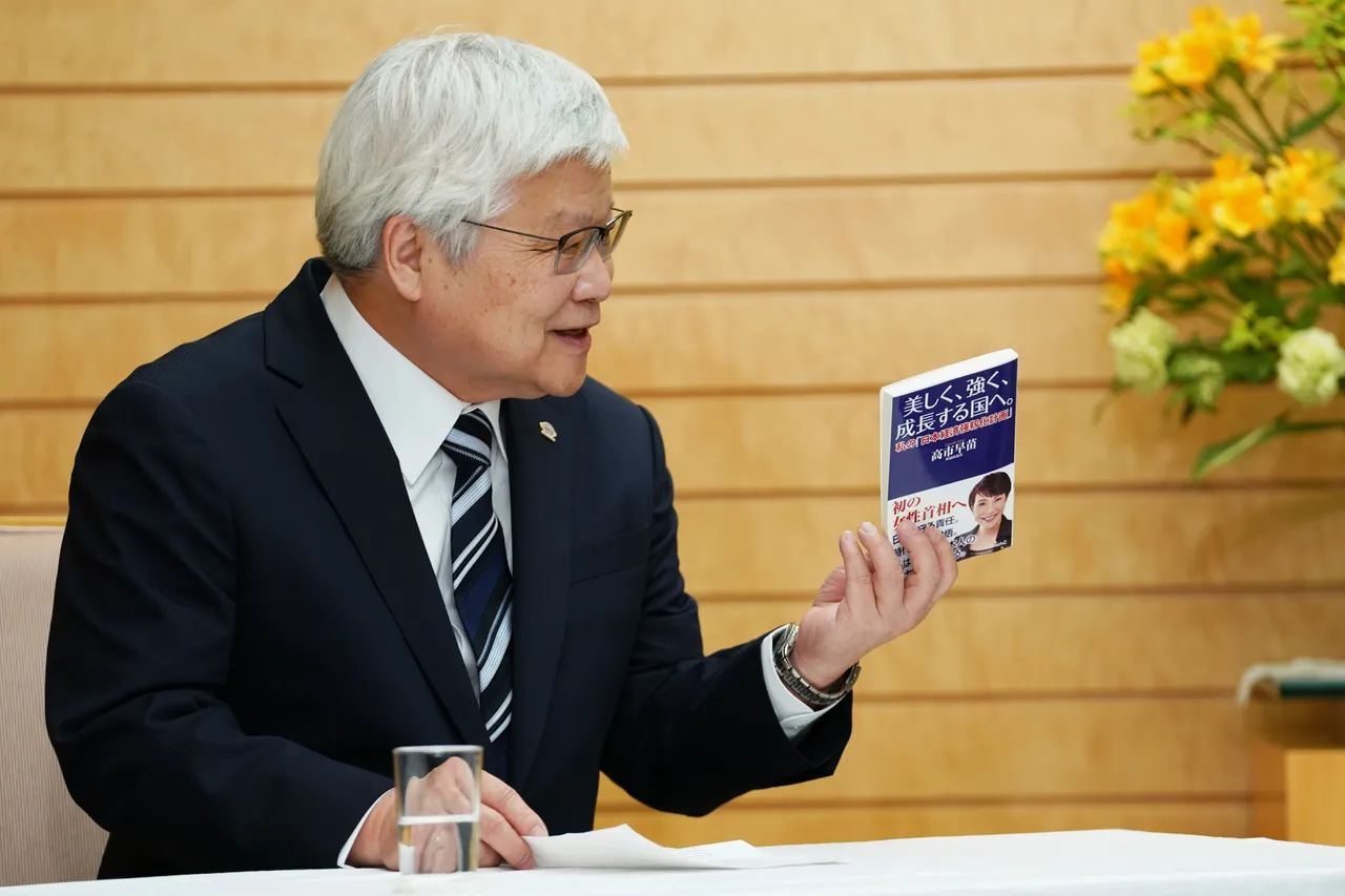 魏哲家指高市著作是台積電進駐日本的寶典。美聯社