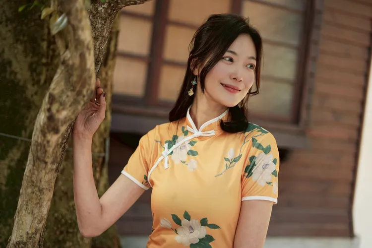 姚采穎用耐心和愛心灌溉迷途的孩子們。彭欣偉攝