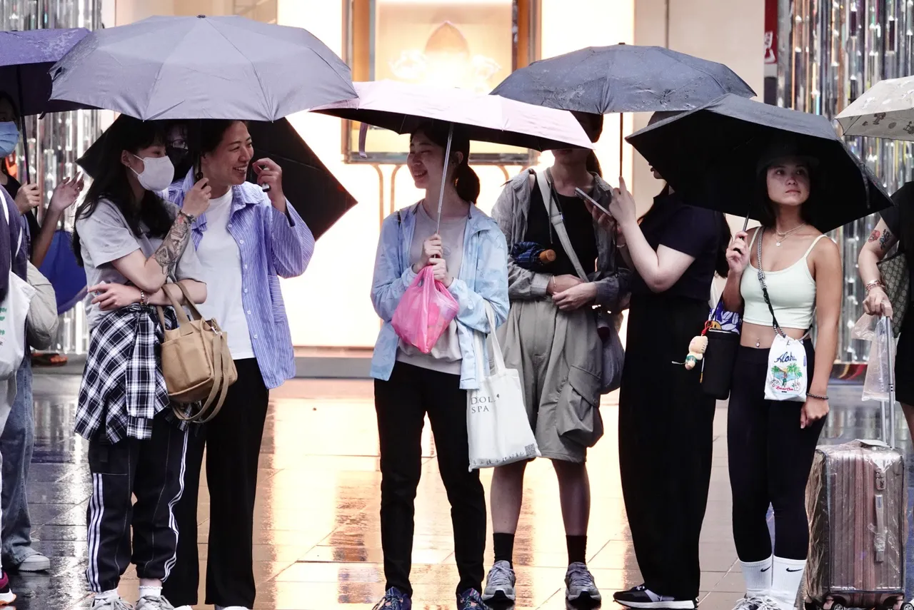 春雨接力來襲　連假三天北部東半部多雨