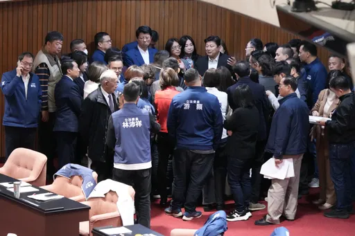 藍喊「關稅重談」恐誤導？她搖頭：台灣中小企業不哭死才怪