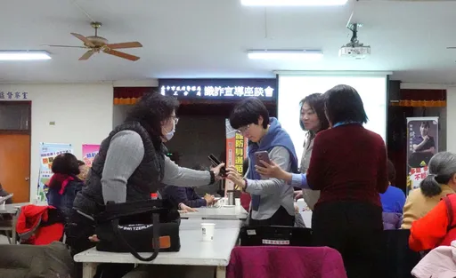 台中警三分局開發「詐騙模擬器」　民眾沈浸式體驗識詐