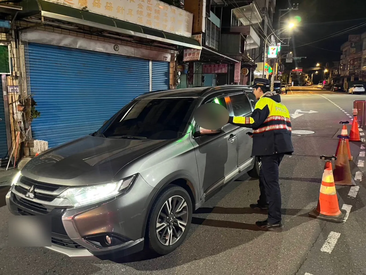 酒駕攔檢。大溪警分局提供