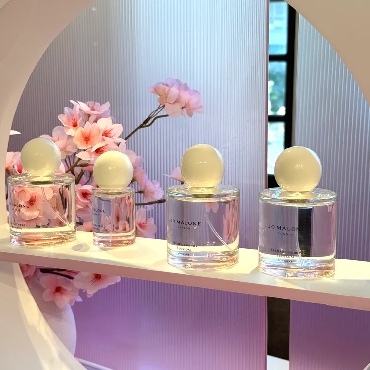 Jo Malone櫻花限量版香水，30ml／3100元、 100ml／6150元。張家玲攝