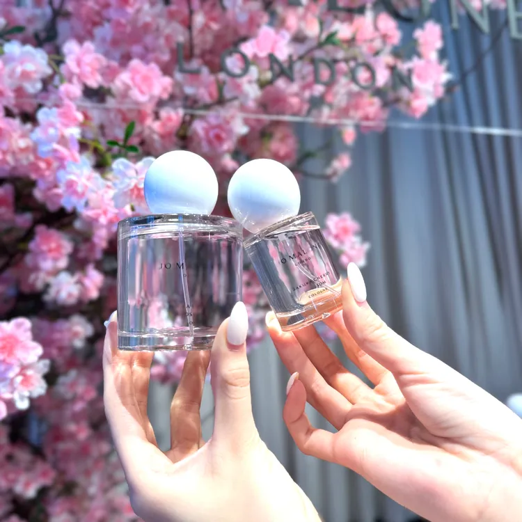 Jo Malone櫻花限量版香水，30ml／3100元、 100ml／6150元。張家玲攝