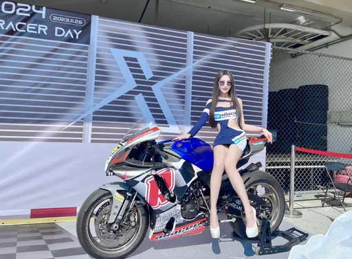 辣模抱61張0050讓她2天賺20萬　喊會持續相信台灣企業