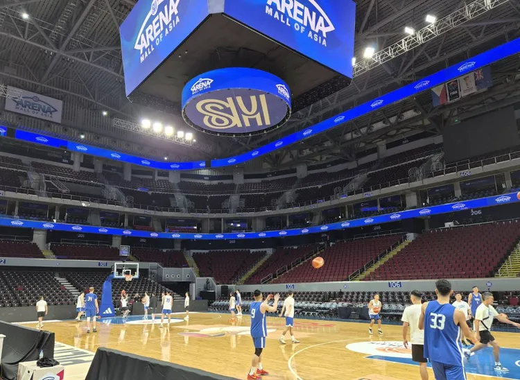 亞洲購物中心體育館。