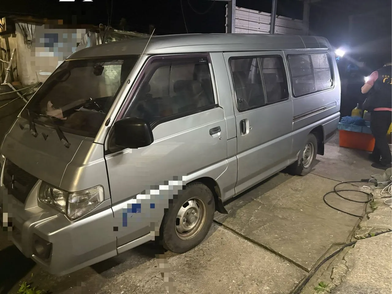 警方透過監視器鎖定吳男駕駛的車輛。翻攝照片