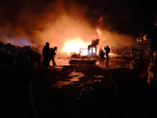 除夕夜警消疲於奔命！桃園8小時30起火災　龍潭工廠延燒疑爆竹釀禍