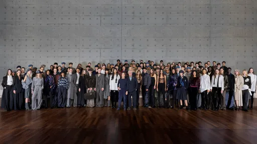 米蘭時裝周｜Emporio Armani雙人組首秀　玩轉英倫正統與義式感性