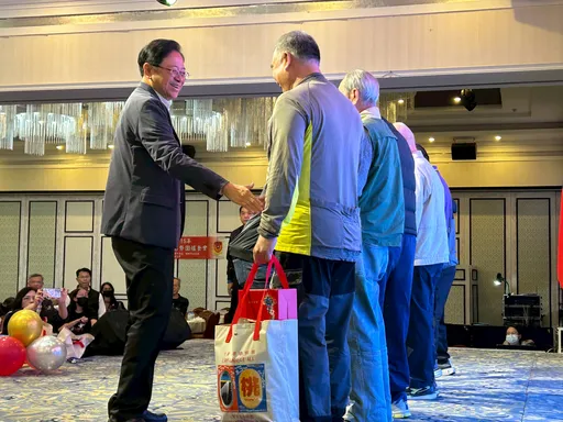 歲末圍爐暖人心　桃園市府攜手各界延續善循環迎新年