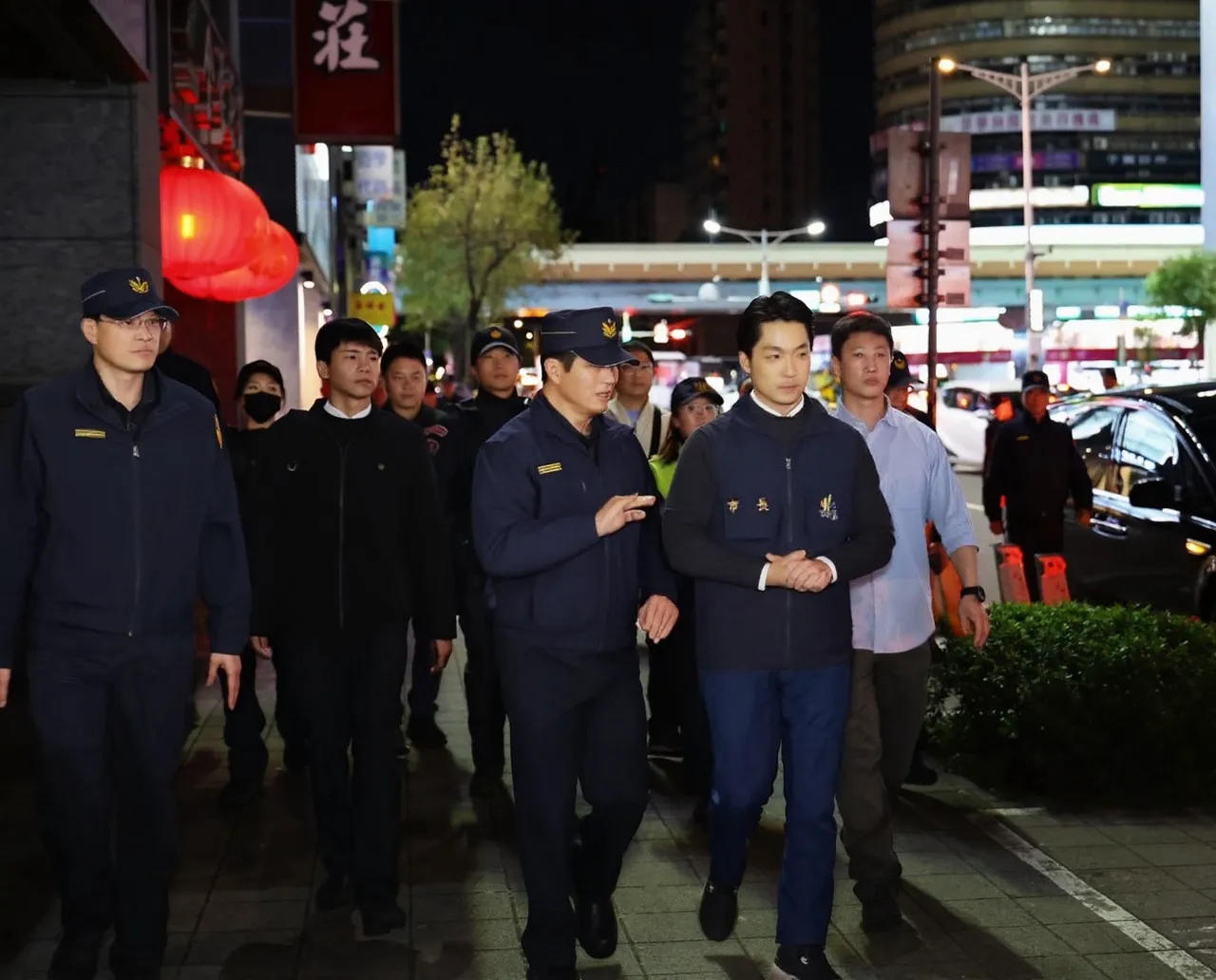 蔣萬安率隊稽查。翻攝畫面