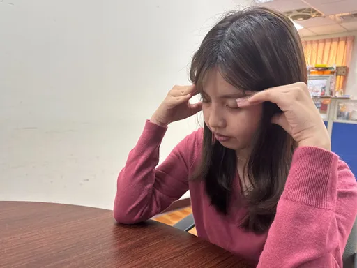 春節熬夜打牌、追劇易誘發頭痛　醫師建議維持平時作息