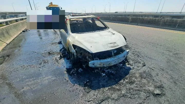 發生火燒車的車輛。民眾提供
