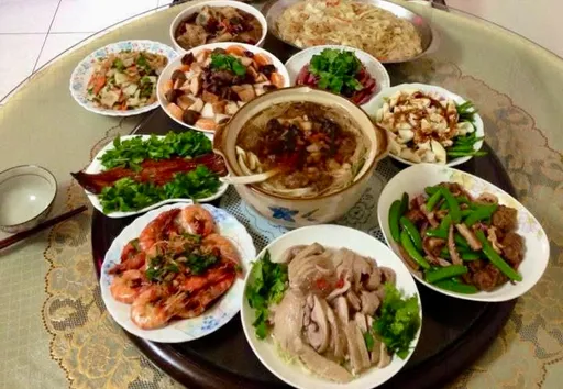 過年最怕的年夜菜　網點名1經典菜色「是邪教」：不知在吃什麼