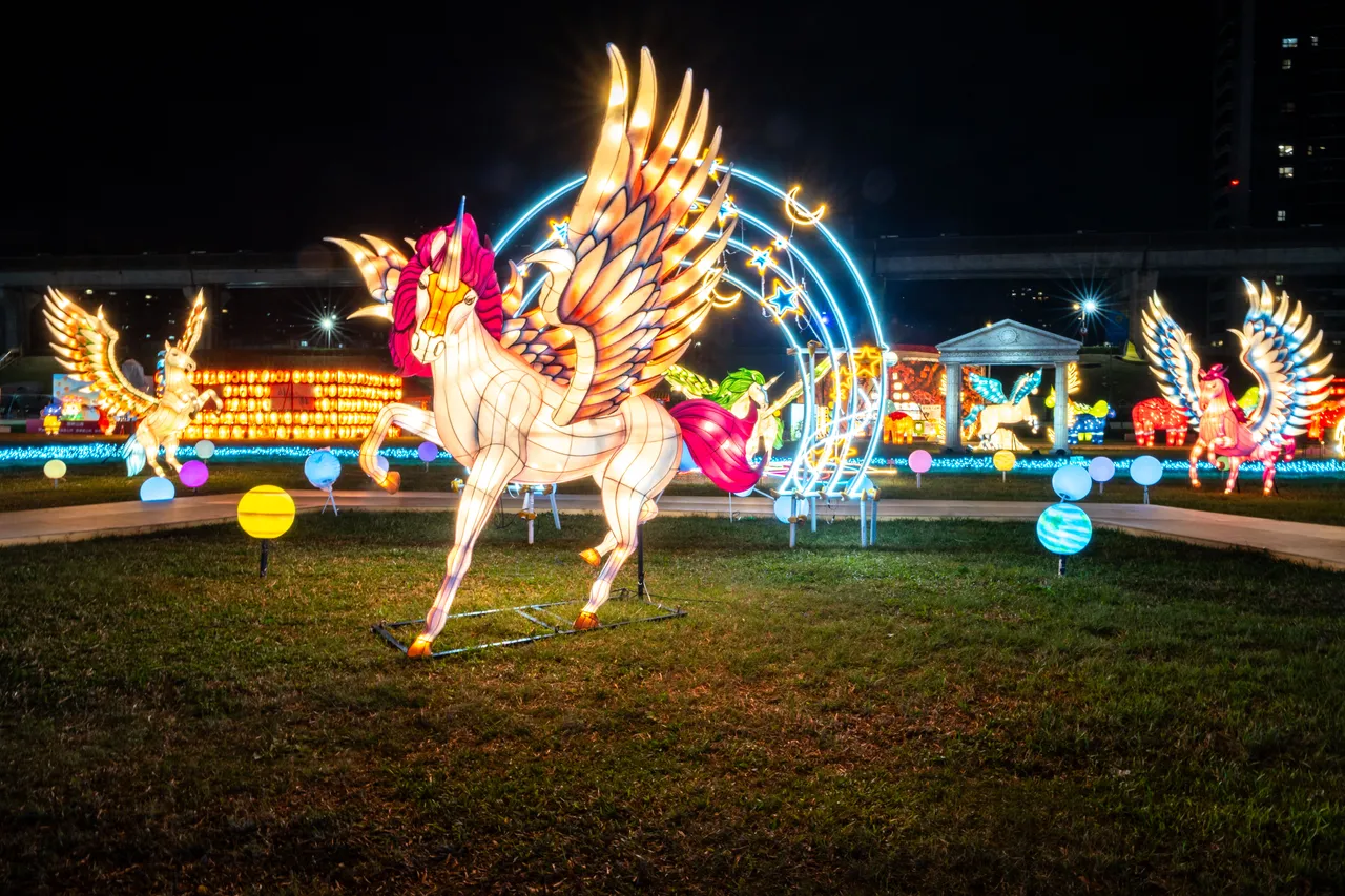 天馬行空燈區。民政局提供