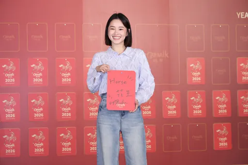 直擊｜金鐘女星盧以恩才被催婚開工認了情變　前男友突現身場面超尷尬