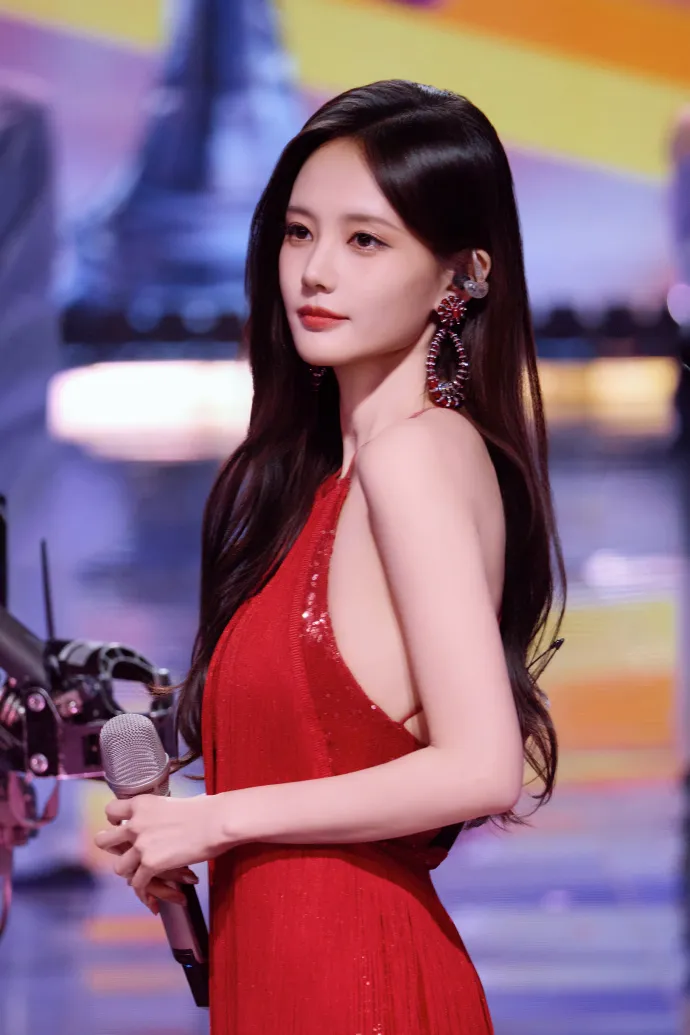 李一桐發現金紅包道歉有誠意。翻攝李一桐工作室微博