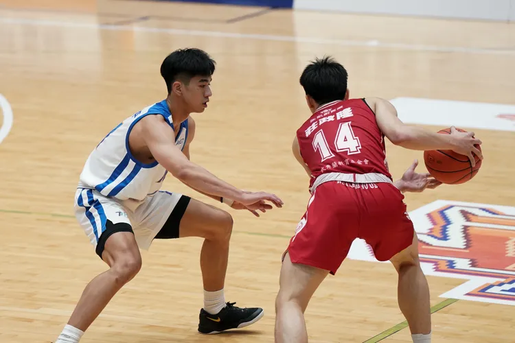 臺師大則是擊敗虎尾後，讓進入8強的機會大增。大專體總提供