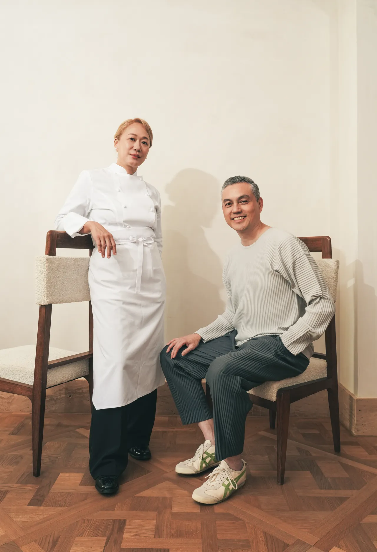 左為榮獲「亞洲50大最佳甜點主廚」（Asia’s Best Pastry Chef 2024）殊榮的加藤峰子（Mineko Kato），右為BEMO Café 創辦人曾仲銘（Ben）。業者提供