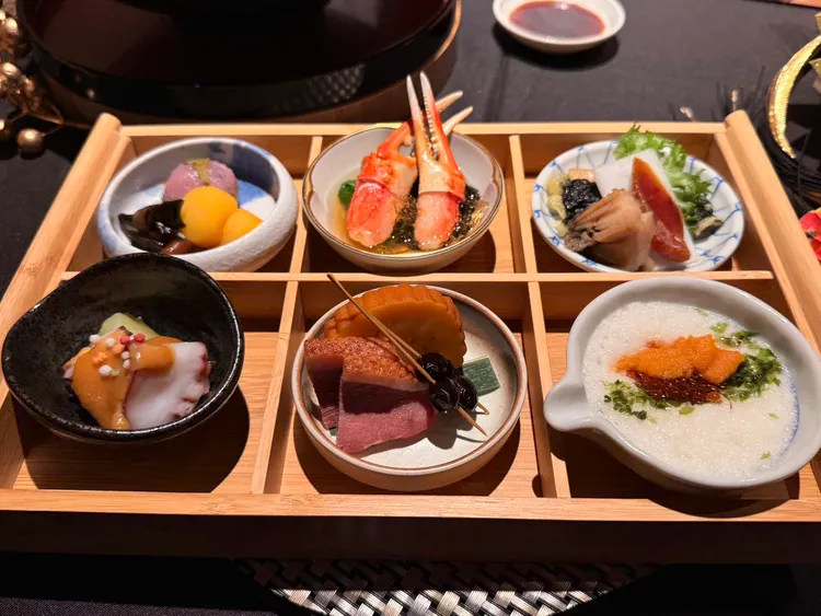 新春前菜盛合999元。陳揚盛攝