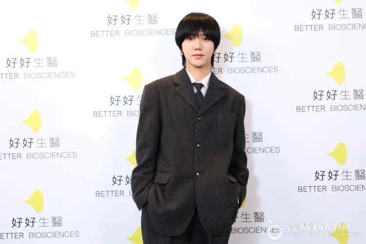 藝聲凍齡有方，平時控管飲食，每天起床必吃維他命。莊宗達攝