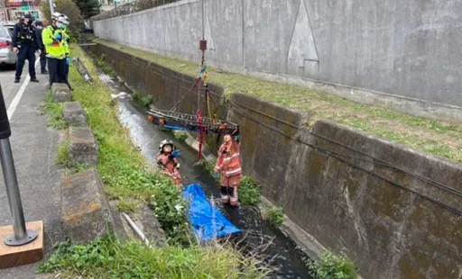 新竹空軍基地旁排水溝驚見男屍　趴臥10公分水中詭異身亡
