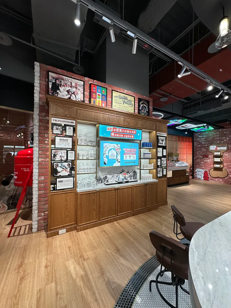 Kiehl's於南港LaLaport打造「全台最大」旗艦店。品牌提供