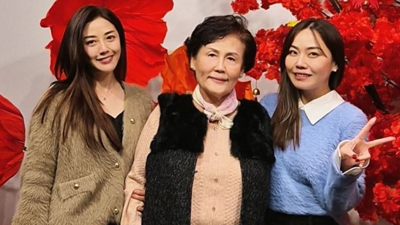 韓瑜罕見秀母女3人合照!網友驚呼:媽媽妹妹好漂亮