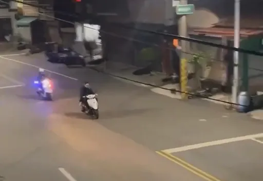 「89猴」無照酒駕載女友人　員警攔查照闖被逮烙賽...最高可罰30萬