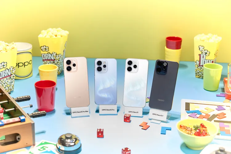 於OPPO體驗店購買Reno 15系列，最高送配件購物金$2,000元、閃充充電組，或持指定機型享舊換新最高$3,000元。OPPO提供