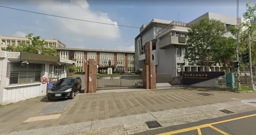 徵女學生伴遊傑出校友　鳳山高中出面回應道歉