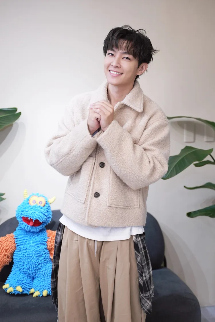 炎亞綸向《壹蘋新聞網》讀者拜年。彭欣偉攝