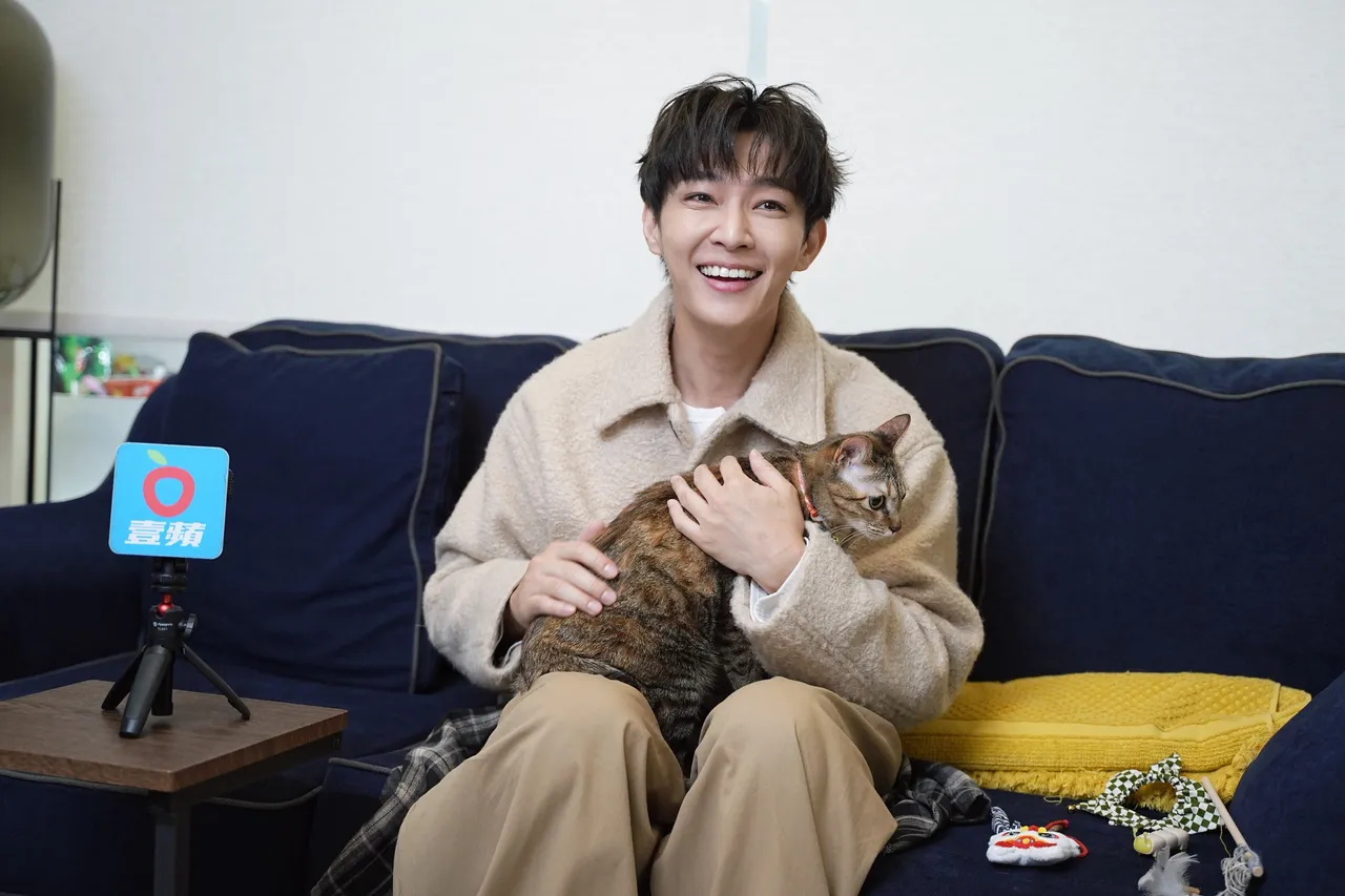 炎亞綸養貓體悟出人生大道理。彭欣偉攝