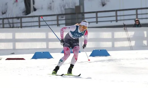 台美混血「滑雪正妹」穿自己設計亮麗賽服　在米蘭冬奧衝出亞洲最快