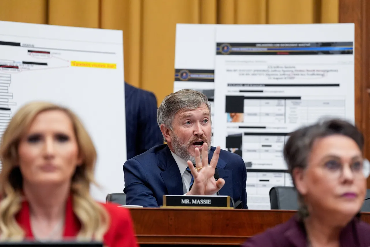 共和黨議員馬西就艾普斯坦檔案的遮蔽問題緊追不放。路透