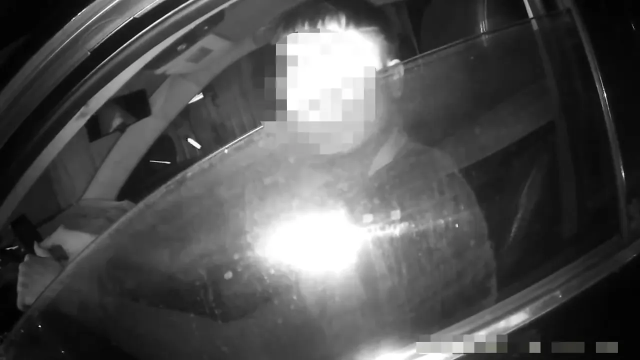 警方查獲失聯移工無照開車。交通大隊提供