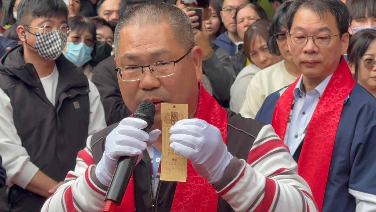 廟方解讀2026國運籤是中上上。翻攝畫面