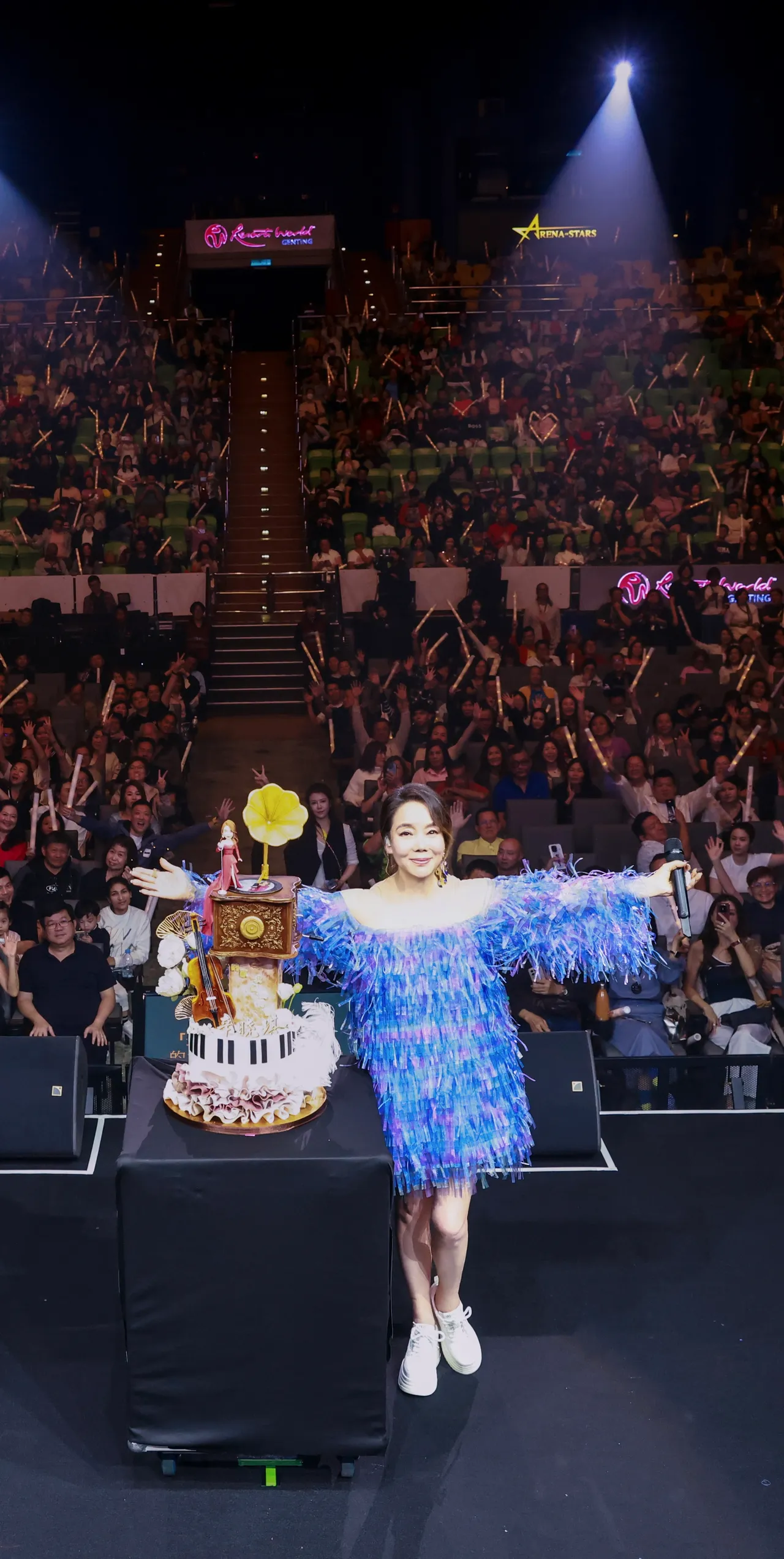 辛曉琪與粉絲開心慶生。雲凱娛樂提供