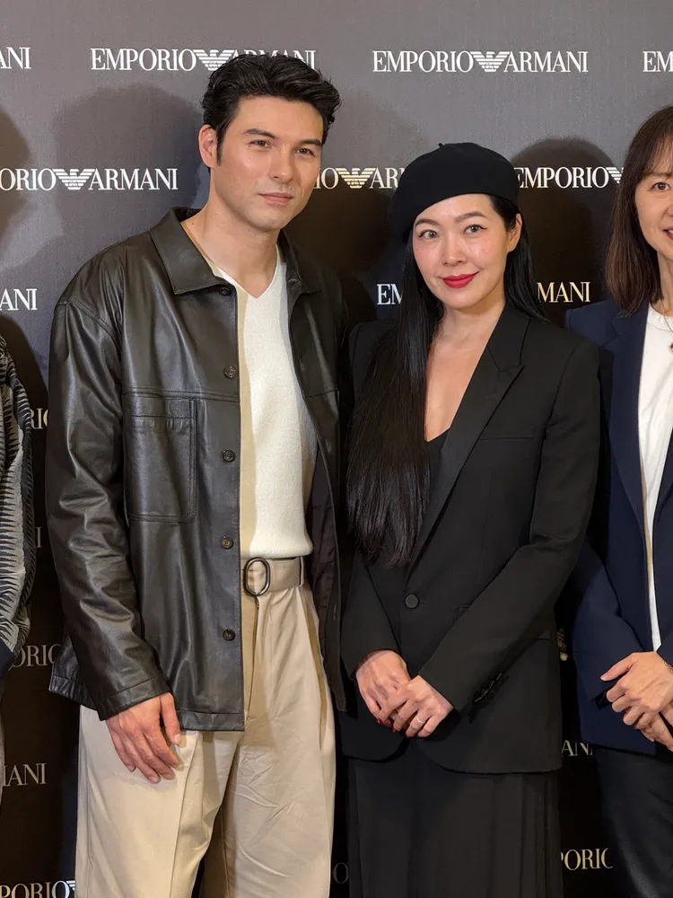 鳳小岳（左）與微風集團策略長廖曉喬。張家玲攝