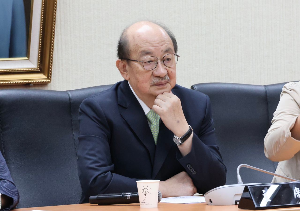 吳子嘉爆柯建銘爭取連任因「罷免募款欠債」 柯發聲明反擊將提告