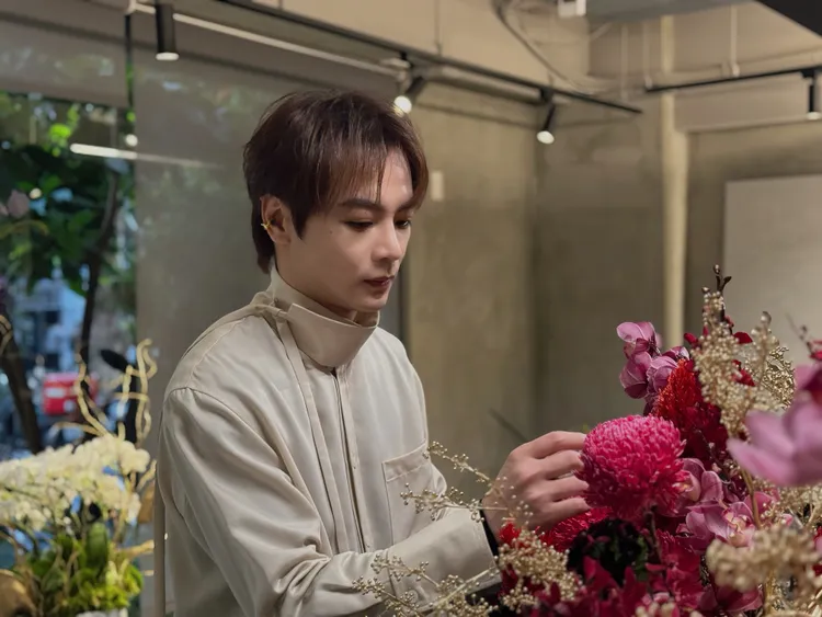 古曜威新年花藝創作，招財好運跟著來。單純夢想文創事業提供