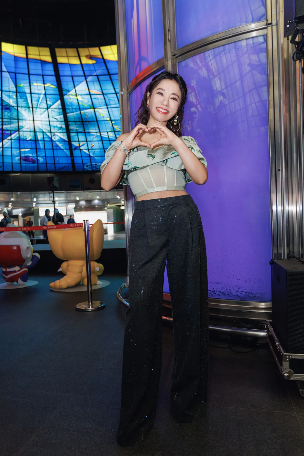 丁噹經典歌曲連發，掀起全場大合唱。相信音樂提供