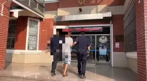 疑似金錢糾紛！大年初一男闖親戚檳榔攤揮刀恐嚇　東港警火速查緝