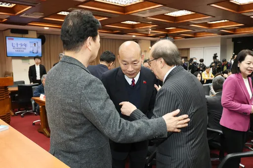 「知道國民黨不能再這樣下去！」他讚：藍3大咖已啟動修復