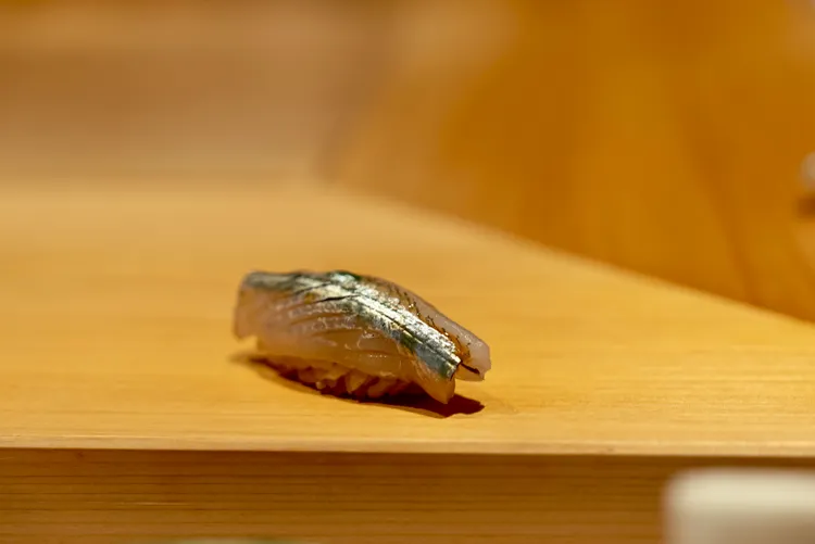 水針魚握壽司鮮甜美味。豊漁餐飲集團提供