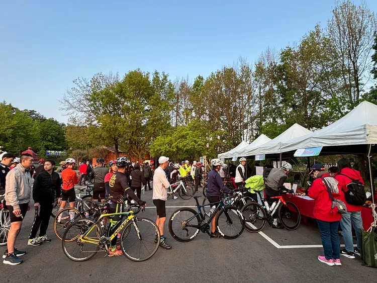 探索北橫，櫻花勇士自行車活動今天下午起開放報名。觀旅局提供