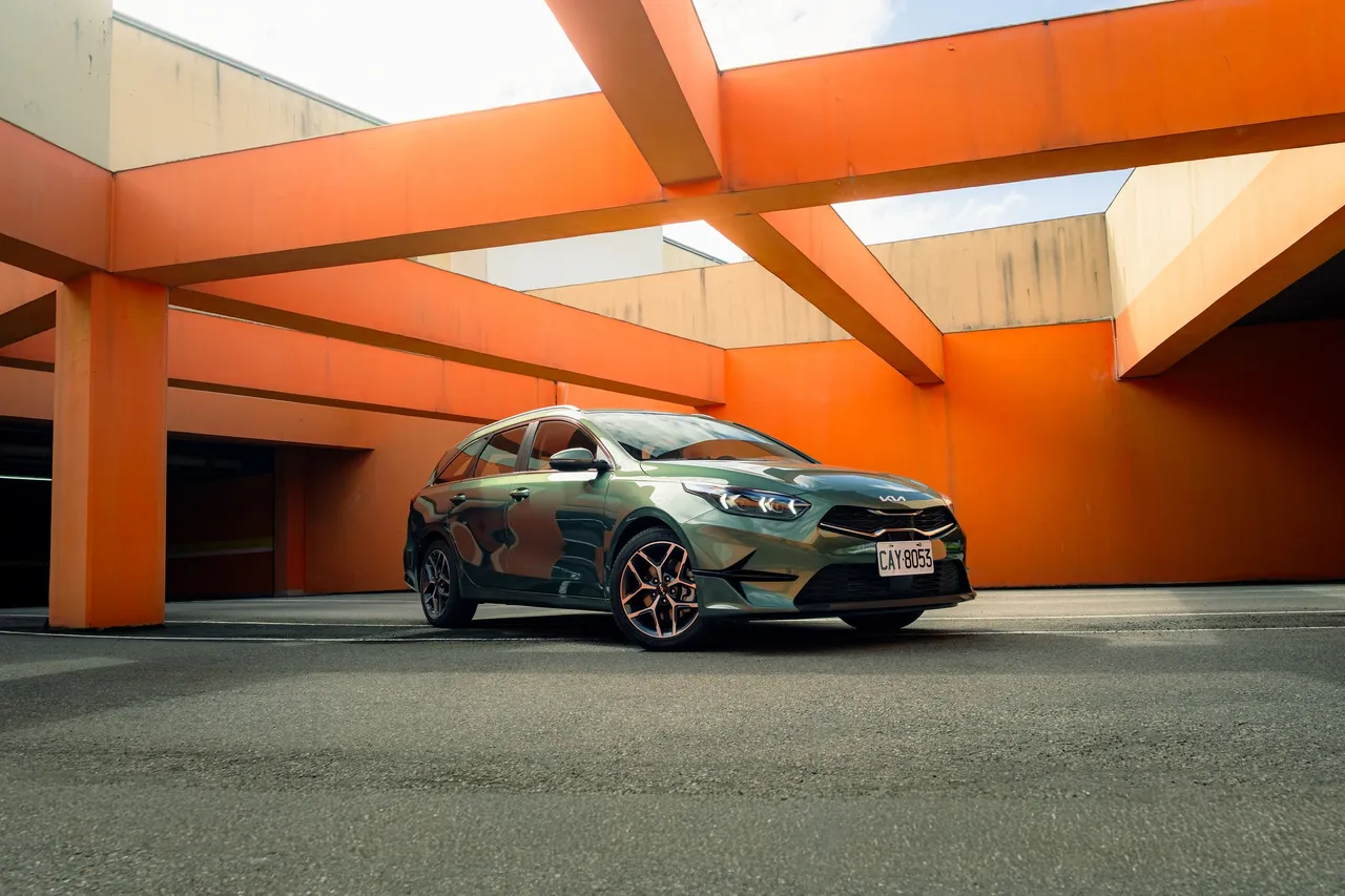 Kia Ceed Sportswagon含舊換新與貨物稅減徵99.9萬元起即可入主。業者提供