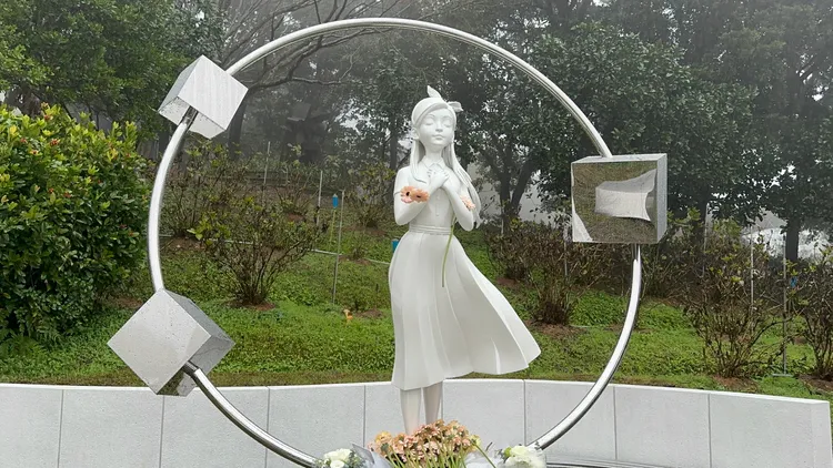 大S雕像坐落於金寶山名人碑林區。特勤中心攝