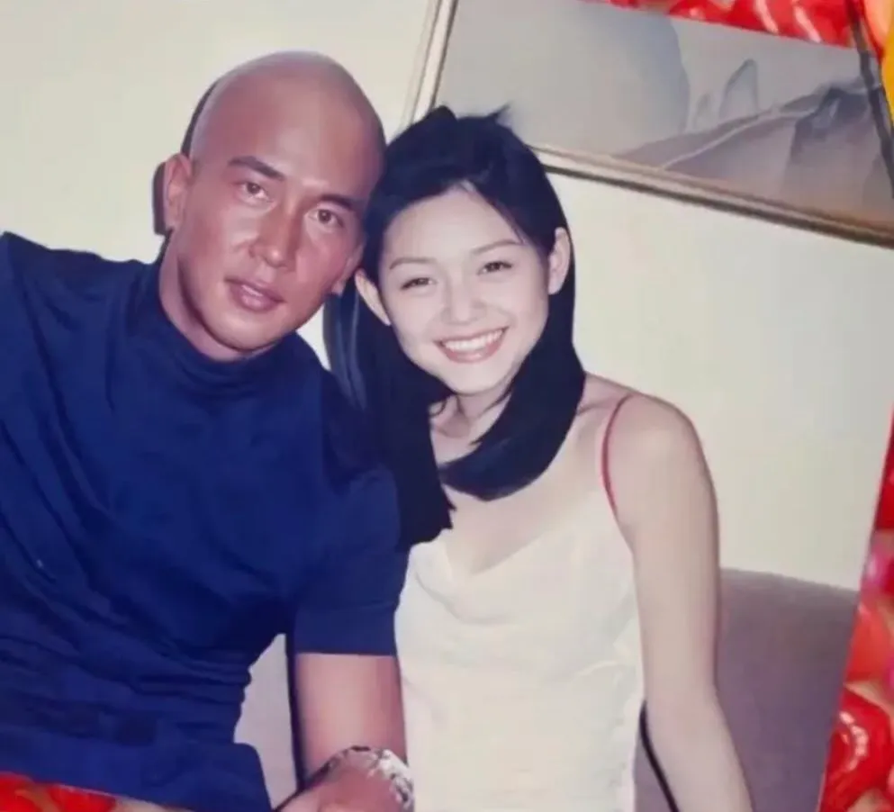 大S（右）與具俊曄在90年代末祕密戀愛，當時的她嬌俏充滿少女感。資料照片