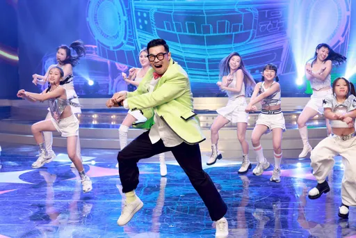 馬力歐開場C位跳主秀！50人齊跳　直呼壓力大